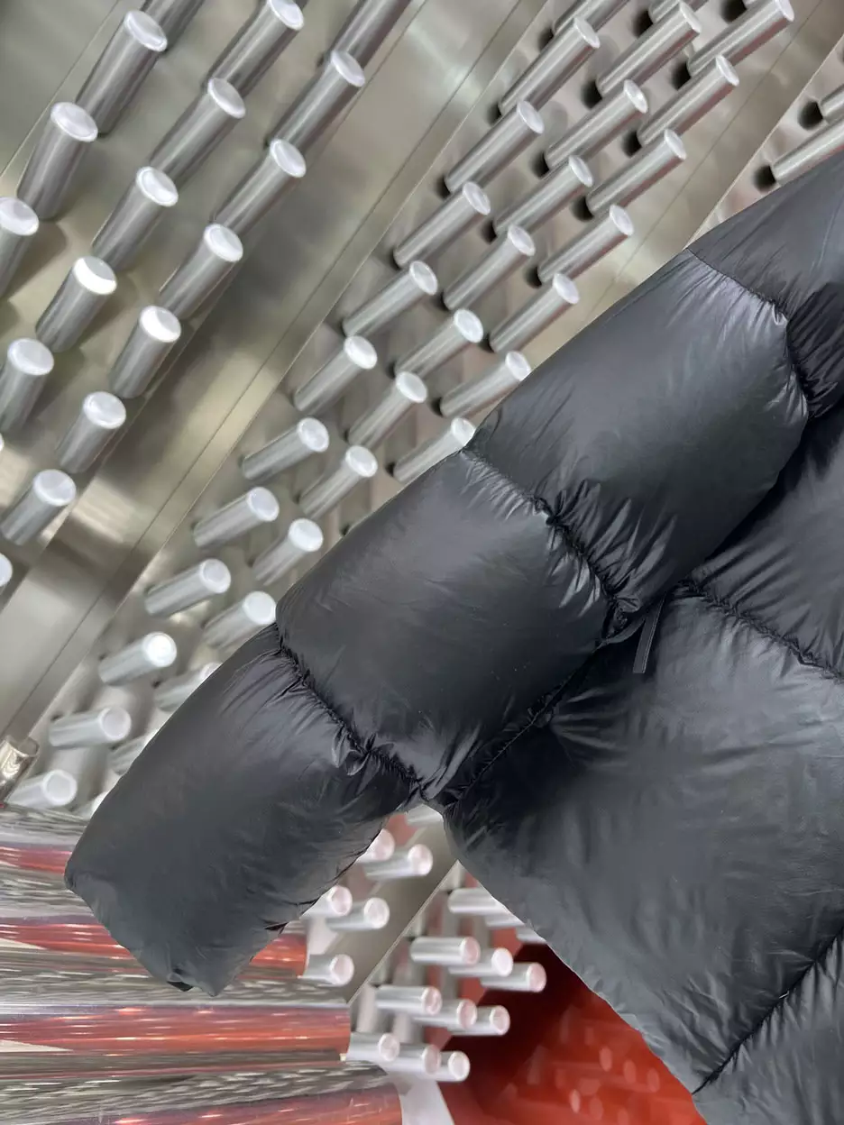 Can*a Go*e cypress cropped puffer jacket - repgod.org