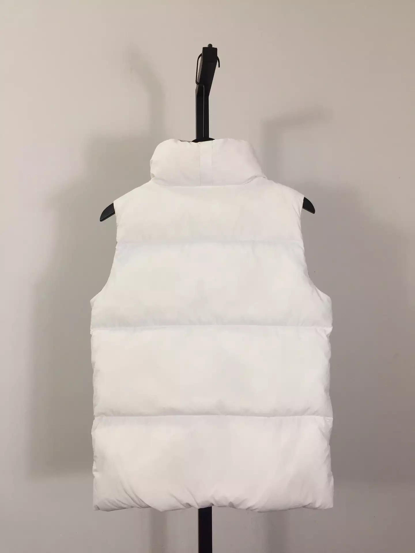 Can*a Go*e everett vest pastels - repgod.org