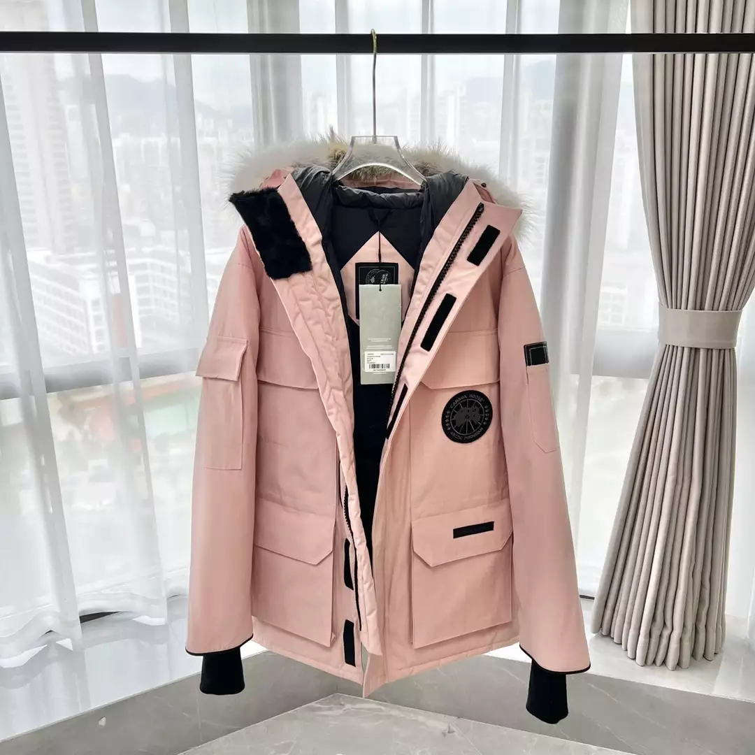 Can*a Go*e expedition parka - repgod.org