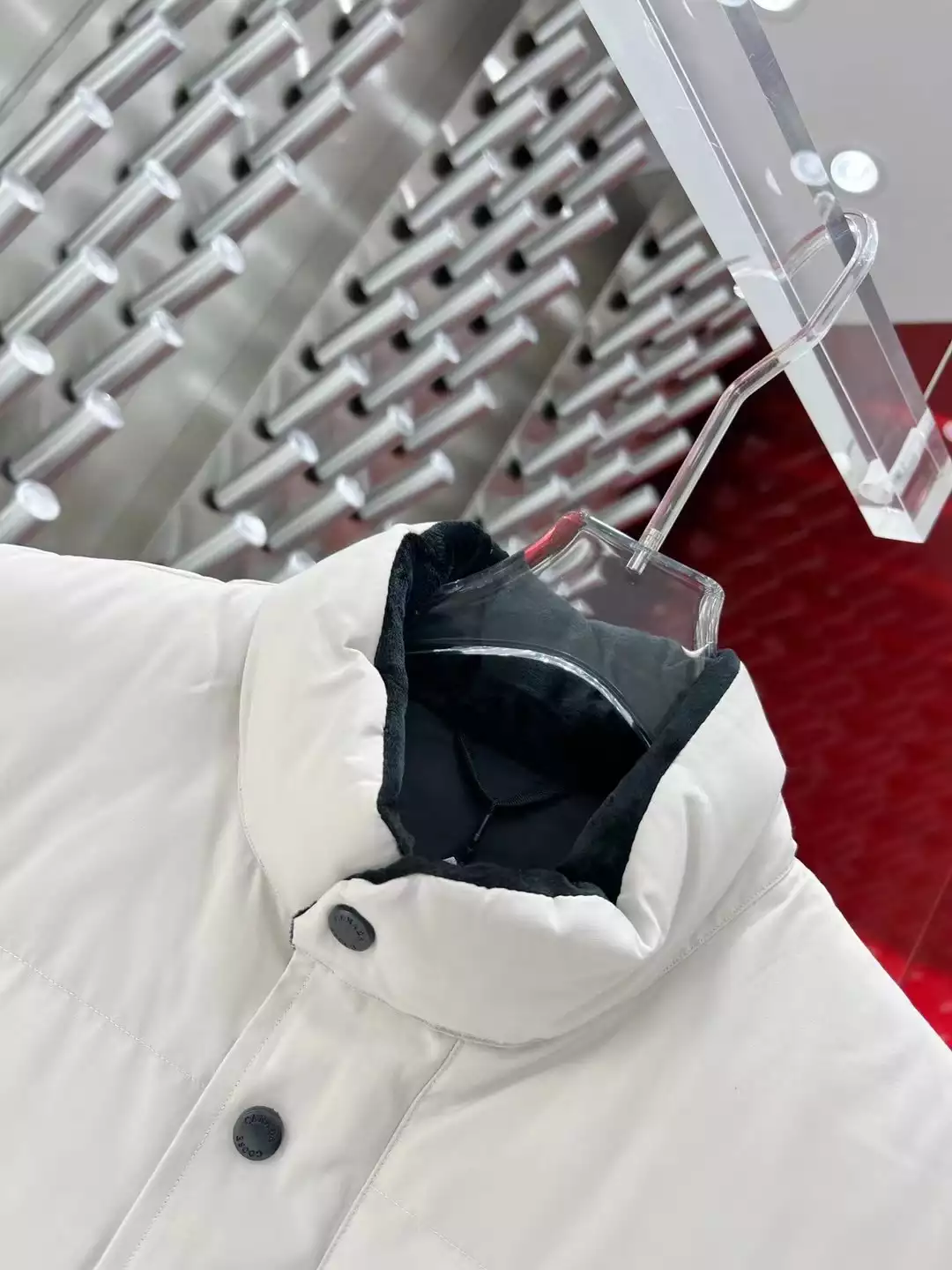 Can*a Go*e freestyle crew vest - repgod.org