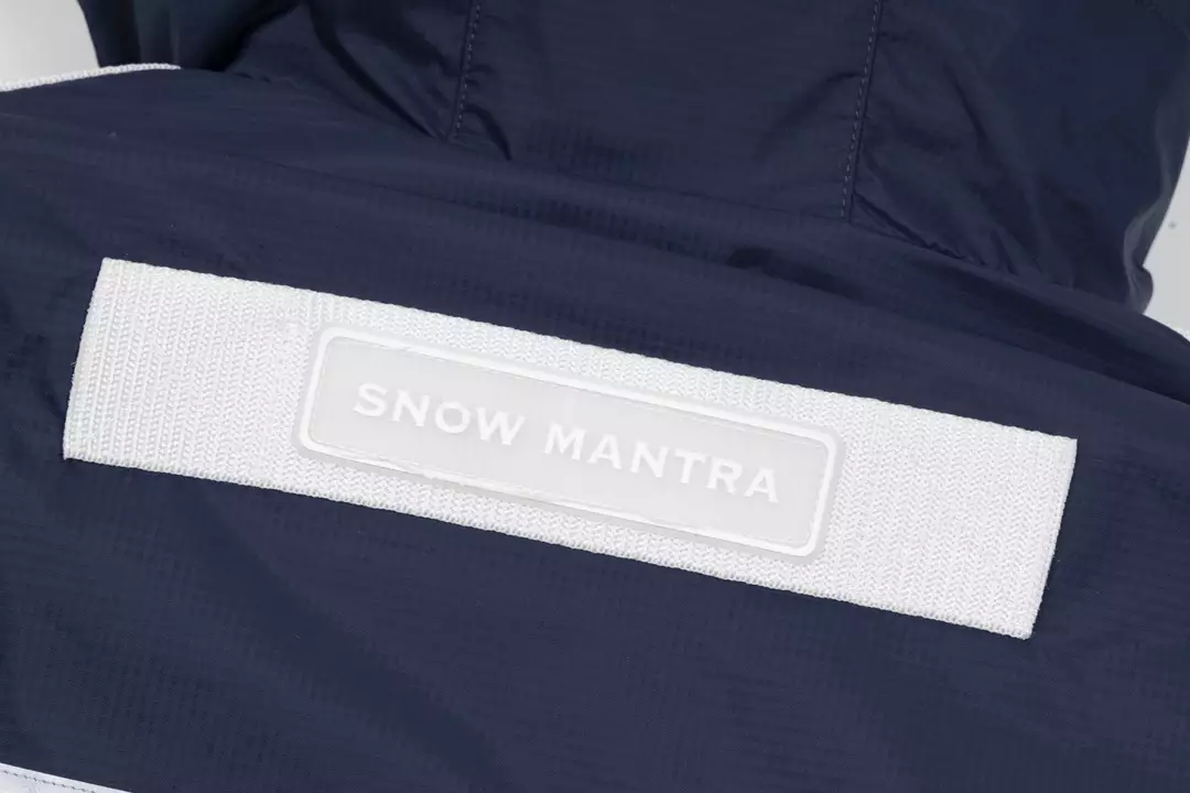 Can*a Go*e snow mantra parka - repgod.org