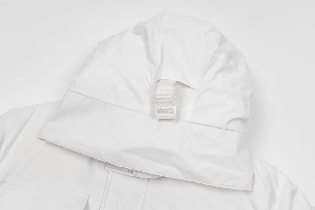 Can*a Go*e snow mantra parka - repgod.org