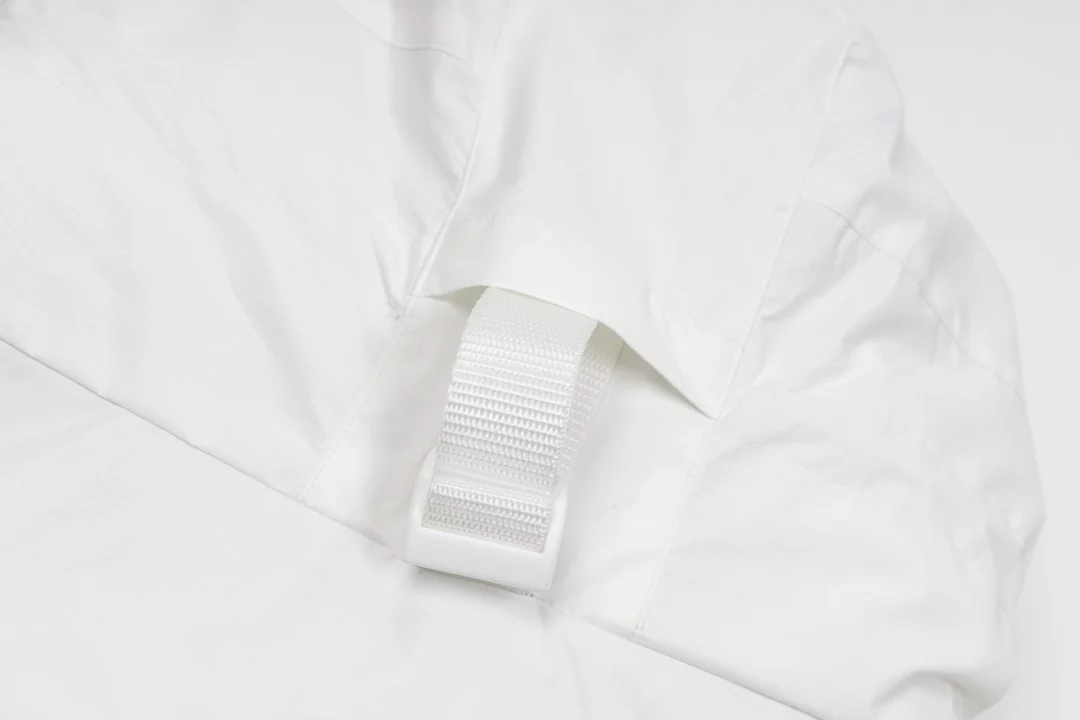 Can*a Go*e snow mantra parka - repgod.org