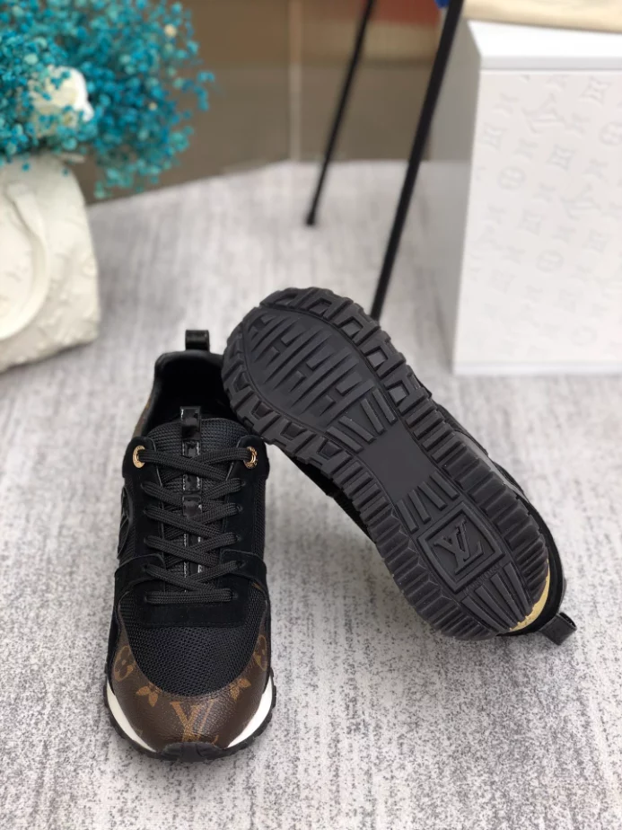 LV RUN AWAY SNEAKER