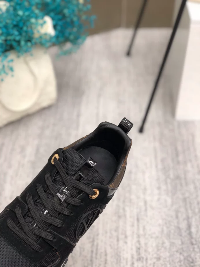 LV RUN AWAY SNEAKER