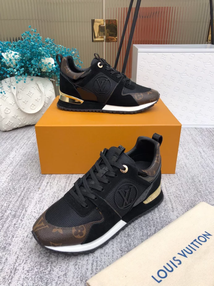 LV RUN AWAY SNEAKER