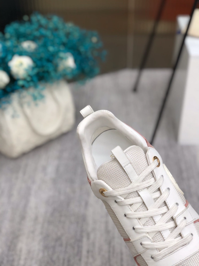 LV RUN AWAY SNEAKER