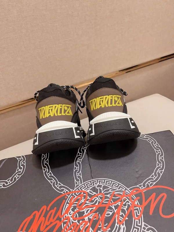 VERSACE TRIGRECA SNEAKERS - VS67