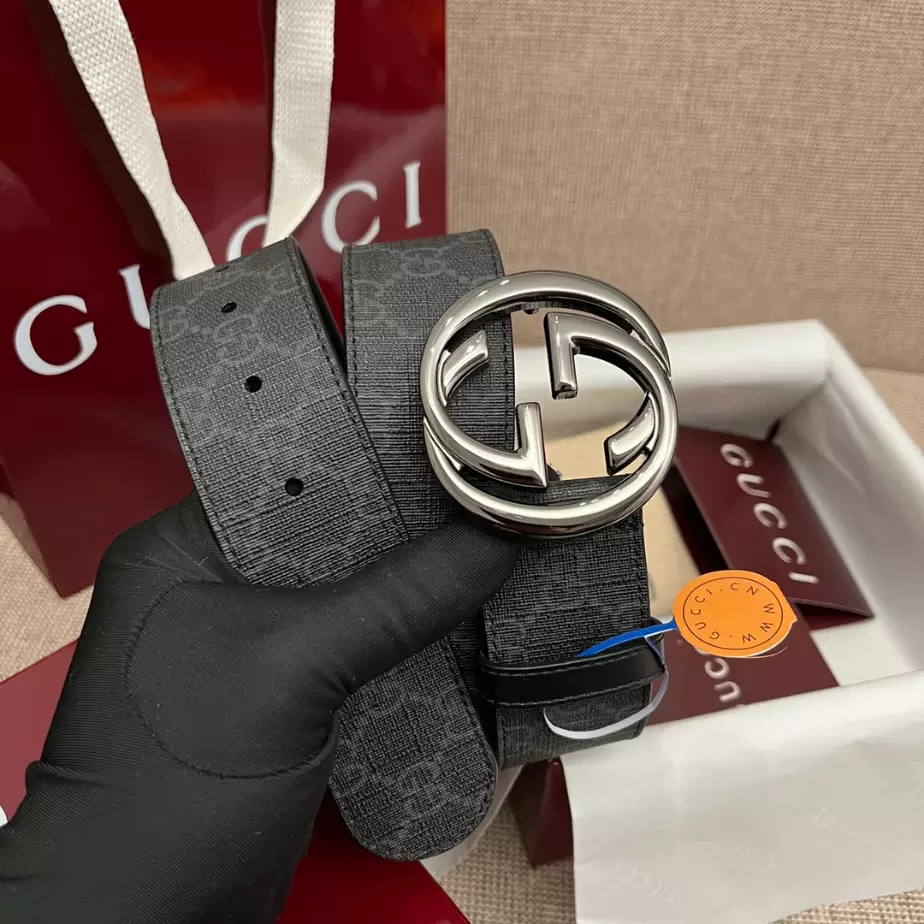 G*u*i belt with interlocking g buckle 4cm - b104