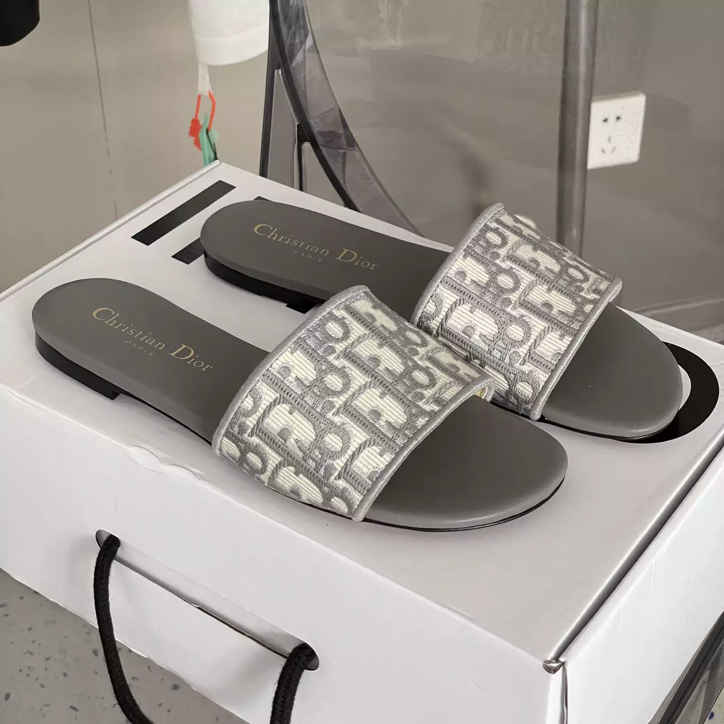 D*or new arrival - sdd027