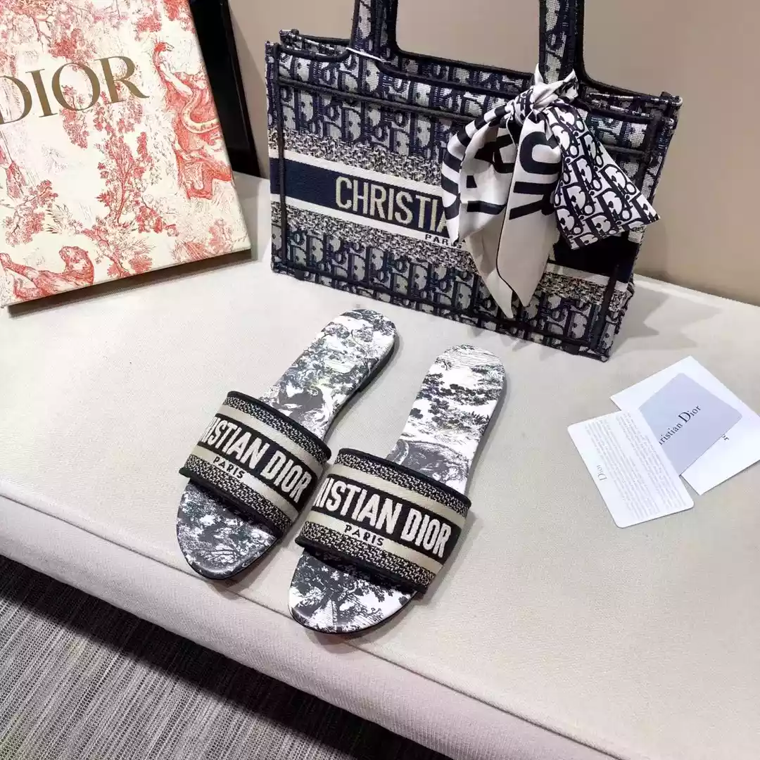 D*or slippers - sdd011