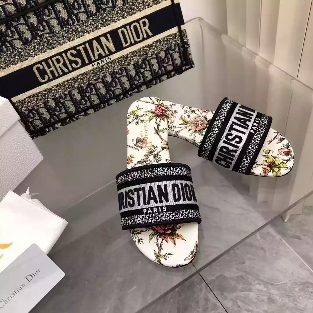 D*or slippers - sdd013