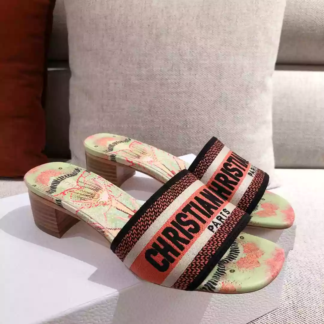 D*or slippers - sdd018