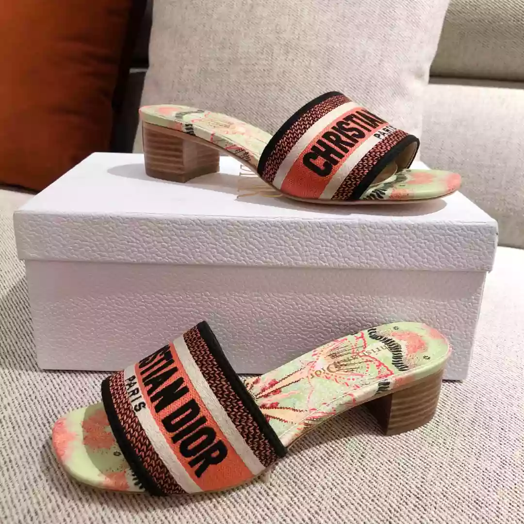 D*or slippers - sdd018