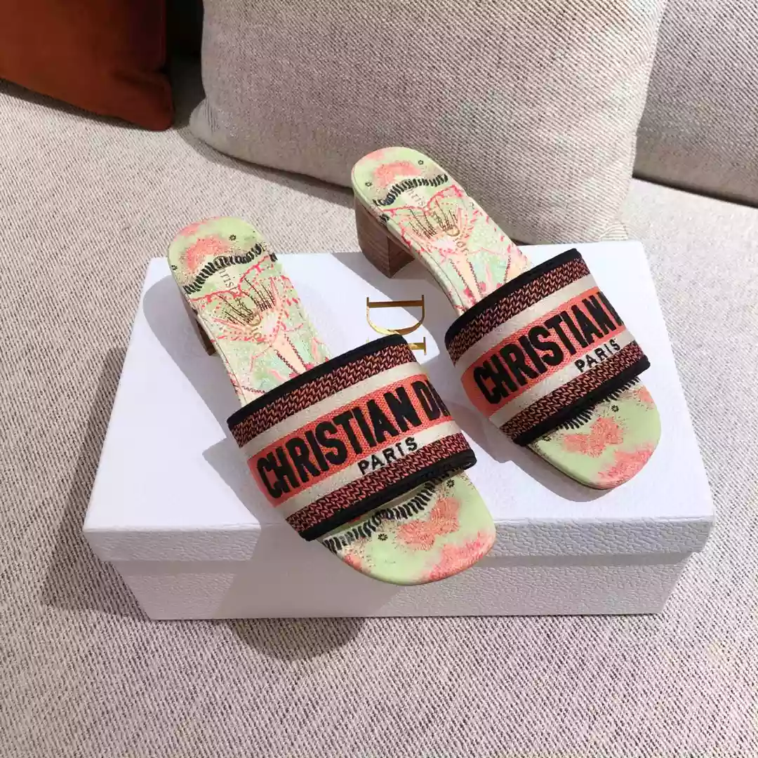 D*or slippers - sdd018