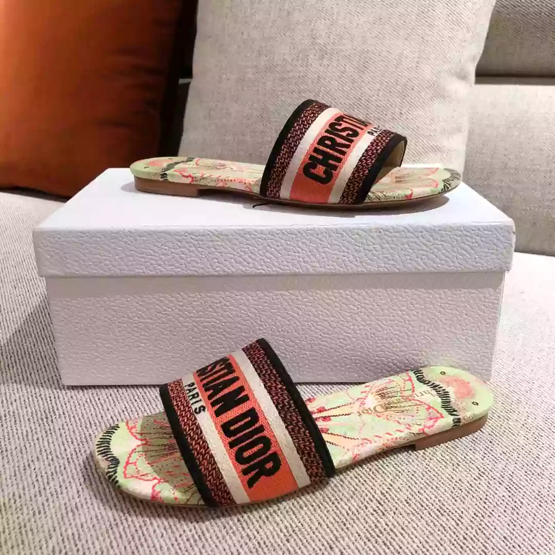 D*or slippers - sdd019