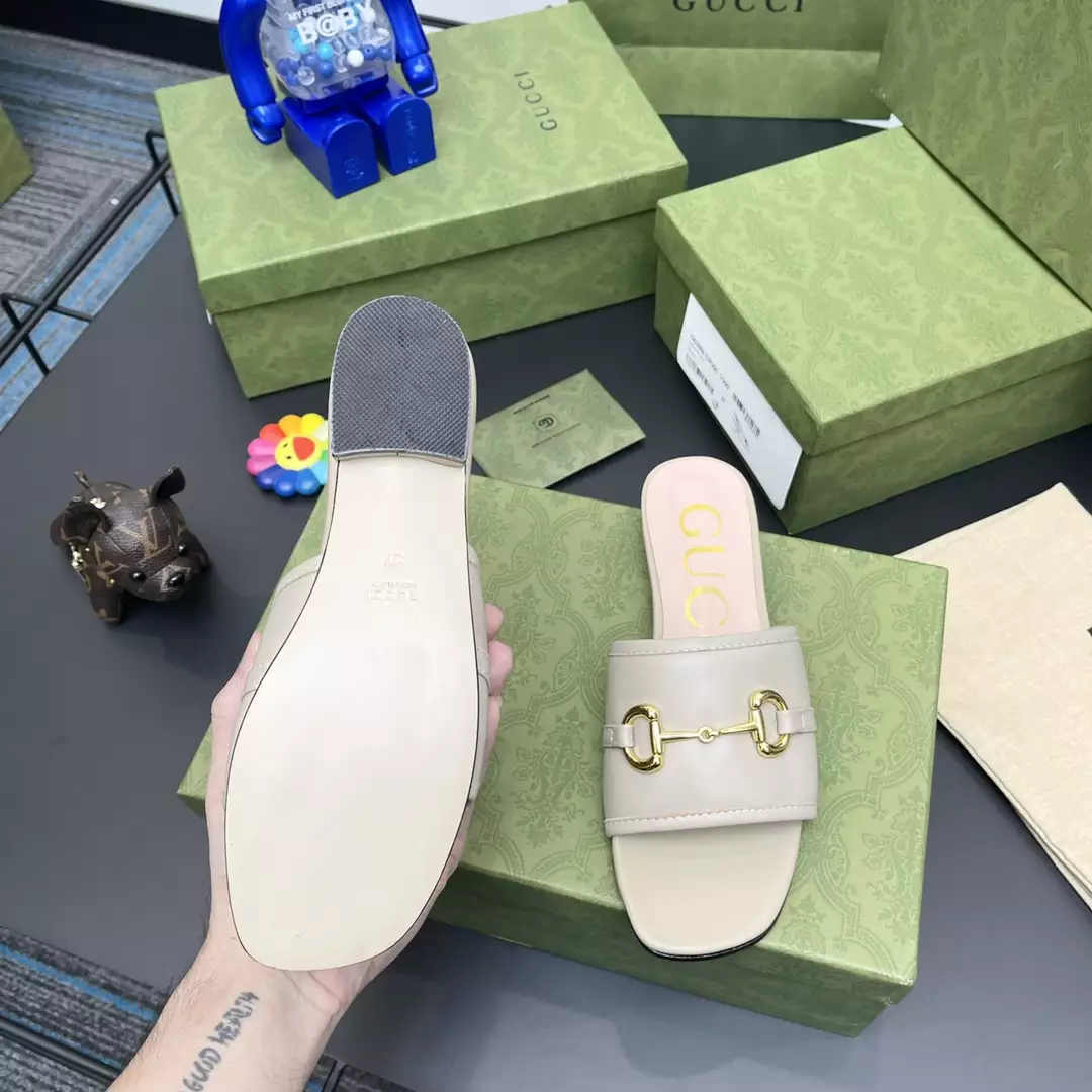 G*u*i slippers - sdg025