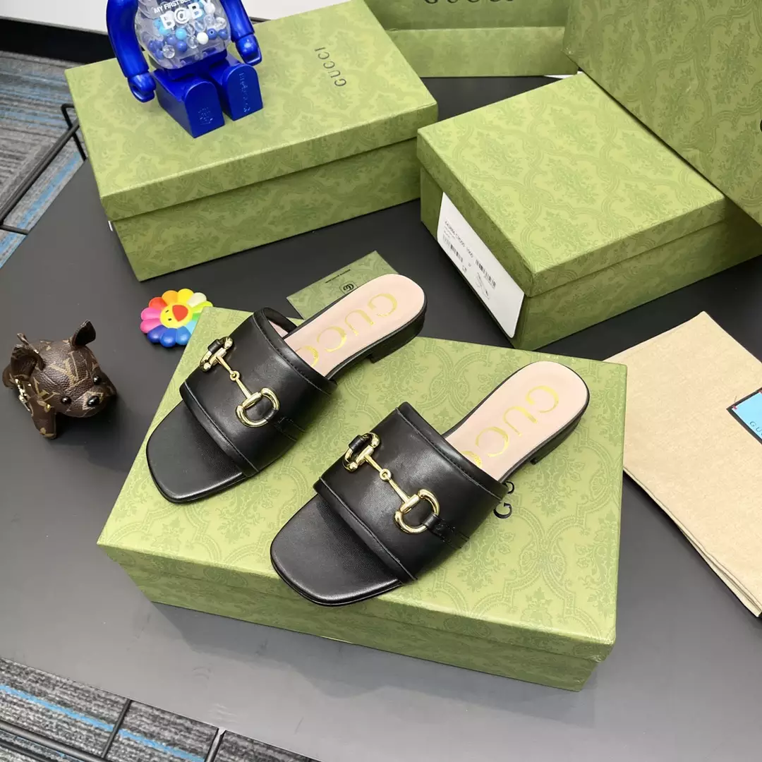 G*u*i slippers - sdg026