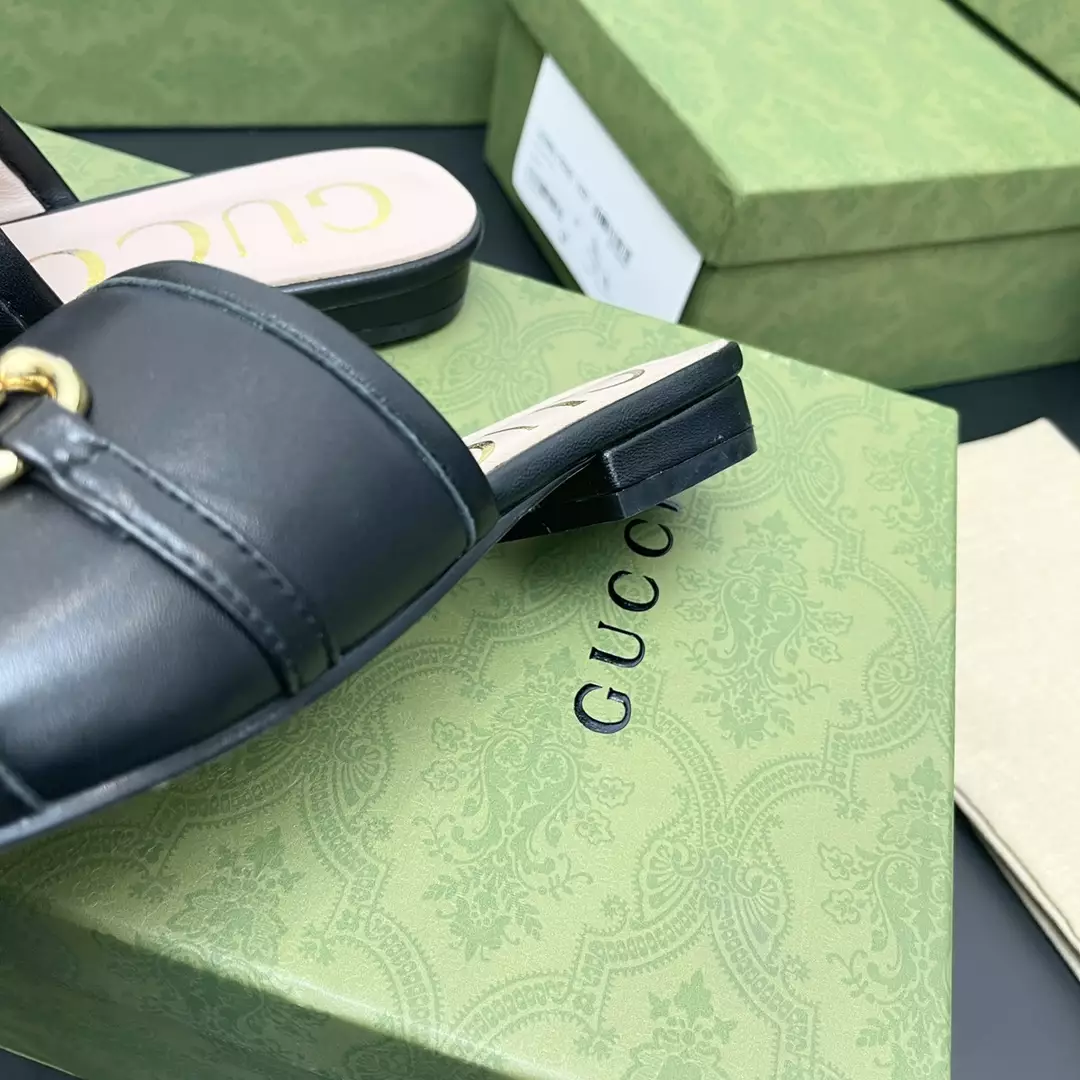 G*u*i slippers - sdg026