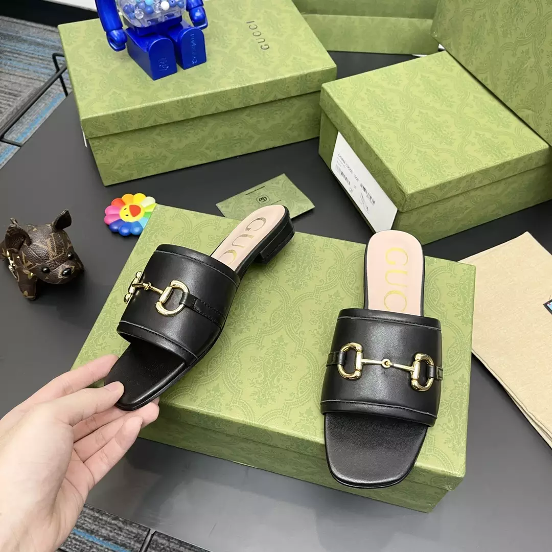 G*u*i slippers - sdg026