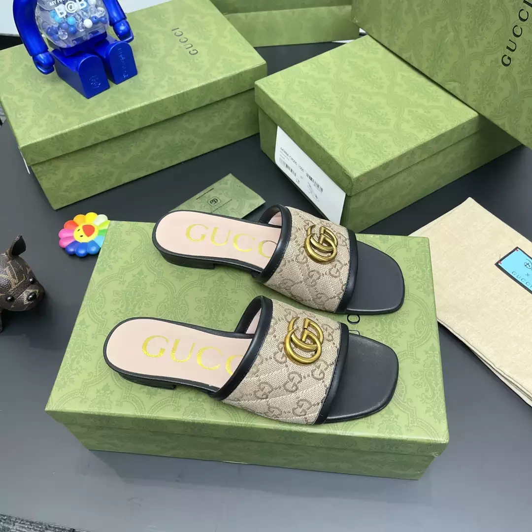 G*u*i slippers - sdg031