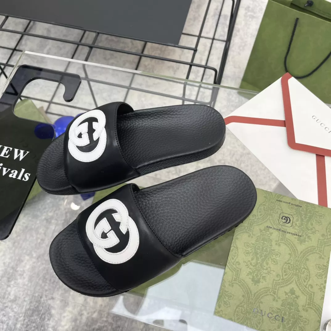 G*u*i slippers - sdg033