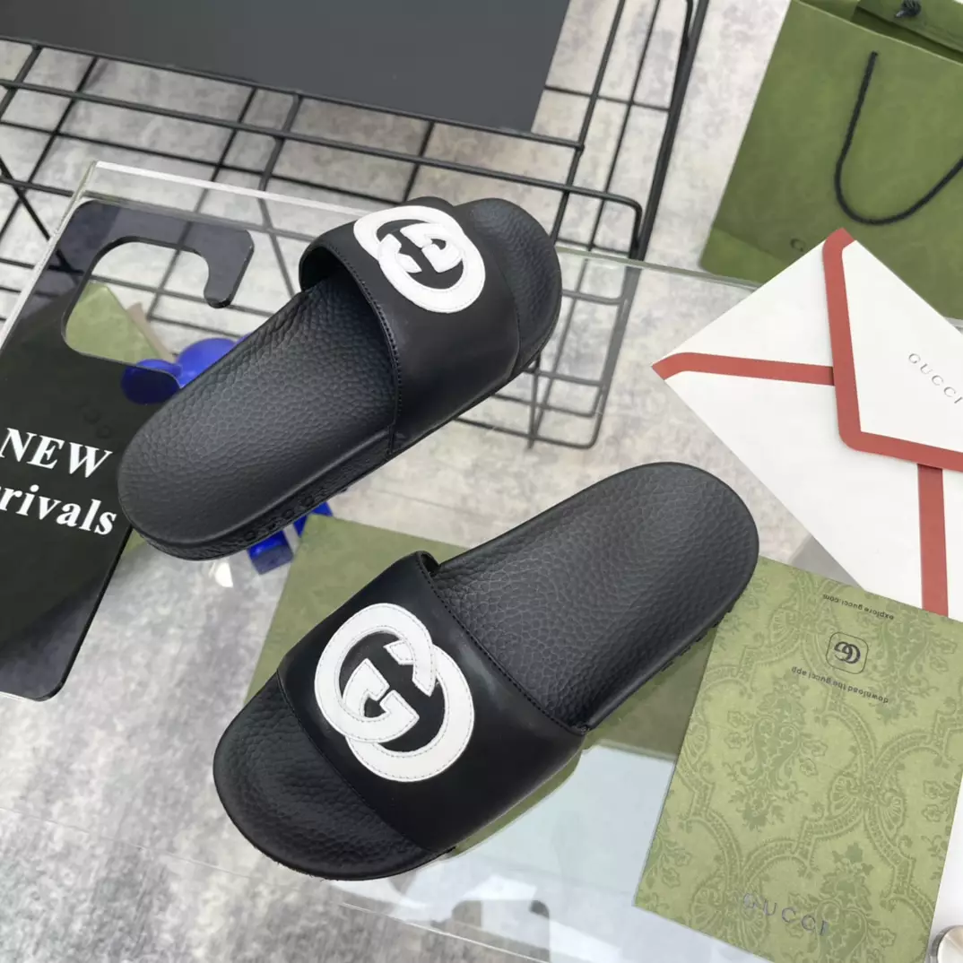 G*u*i slippers - sdg033