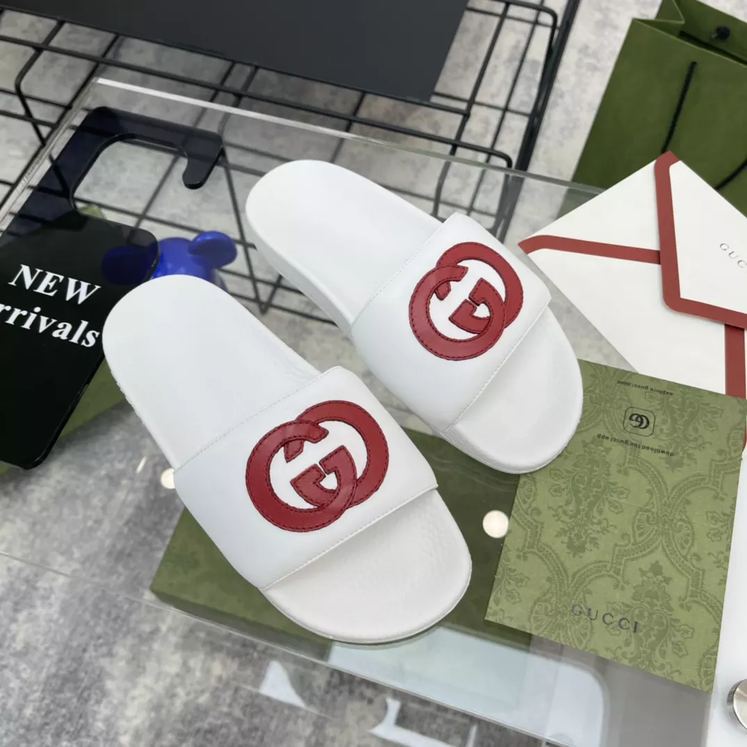 G*u*i slippers - sdg034