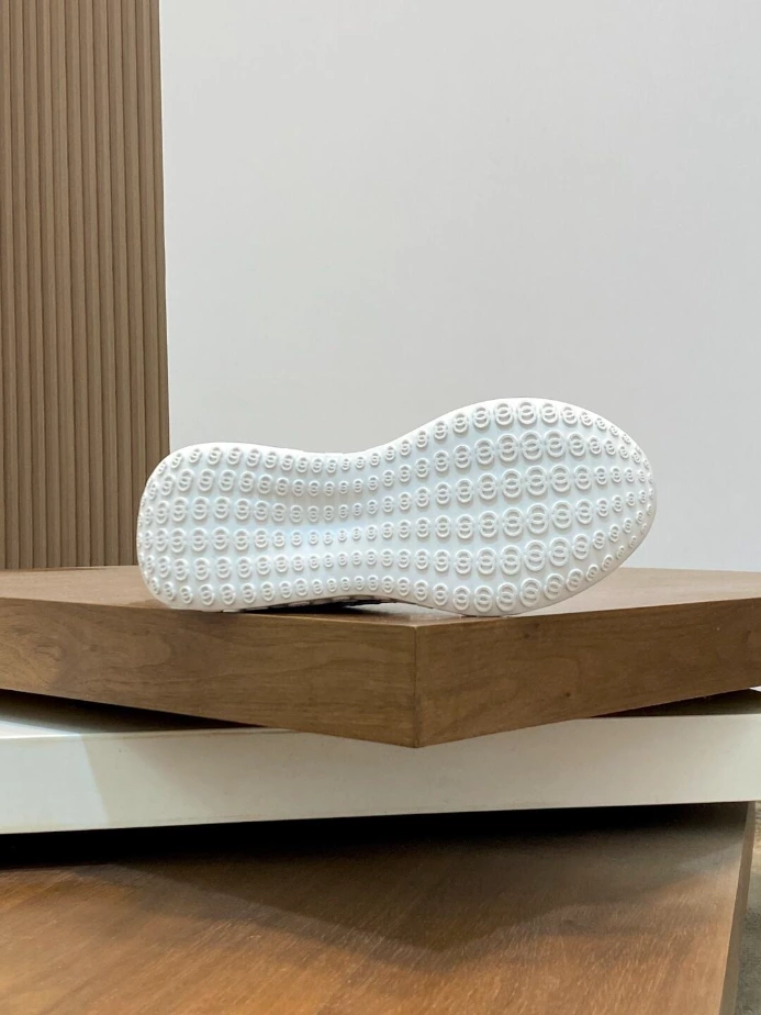 men's G*u*i sneaker - gc272