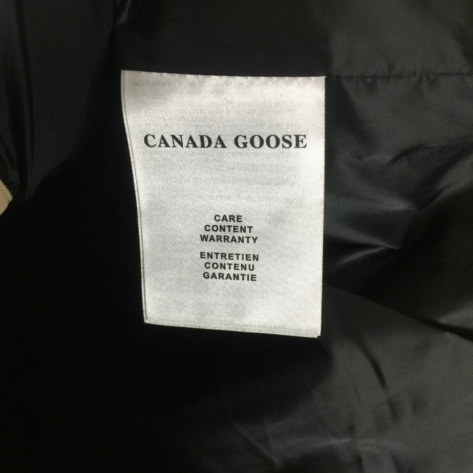 Can*a Go*e jacket